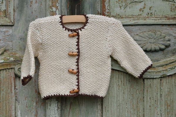 Strickjacke_creme_braun 0